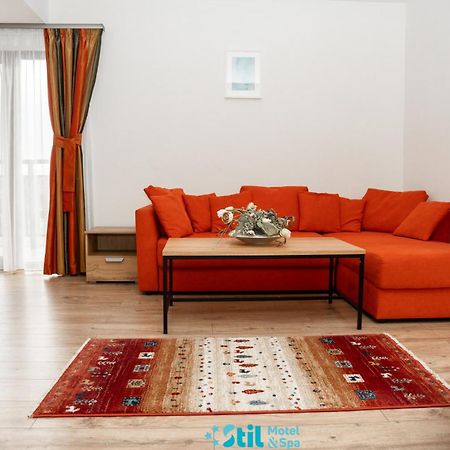 Stil Motel & Spa Tasnad Εξωτερικό φωτογραφία