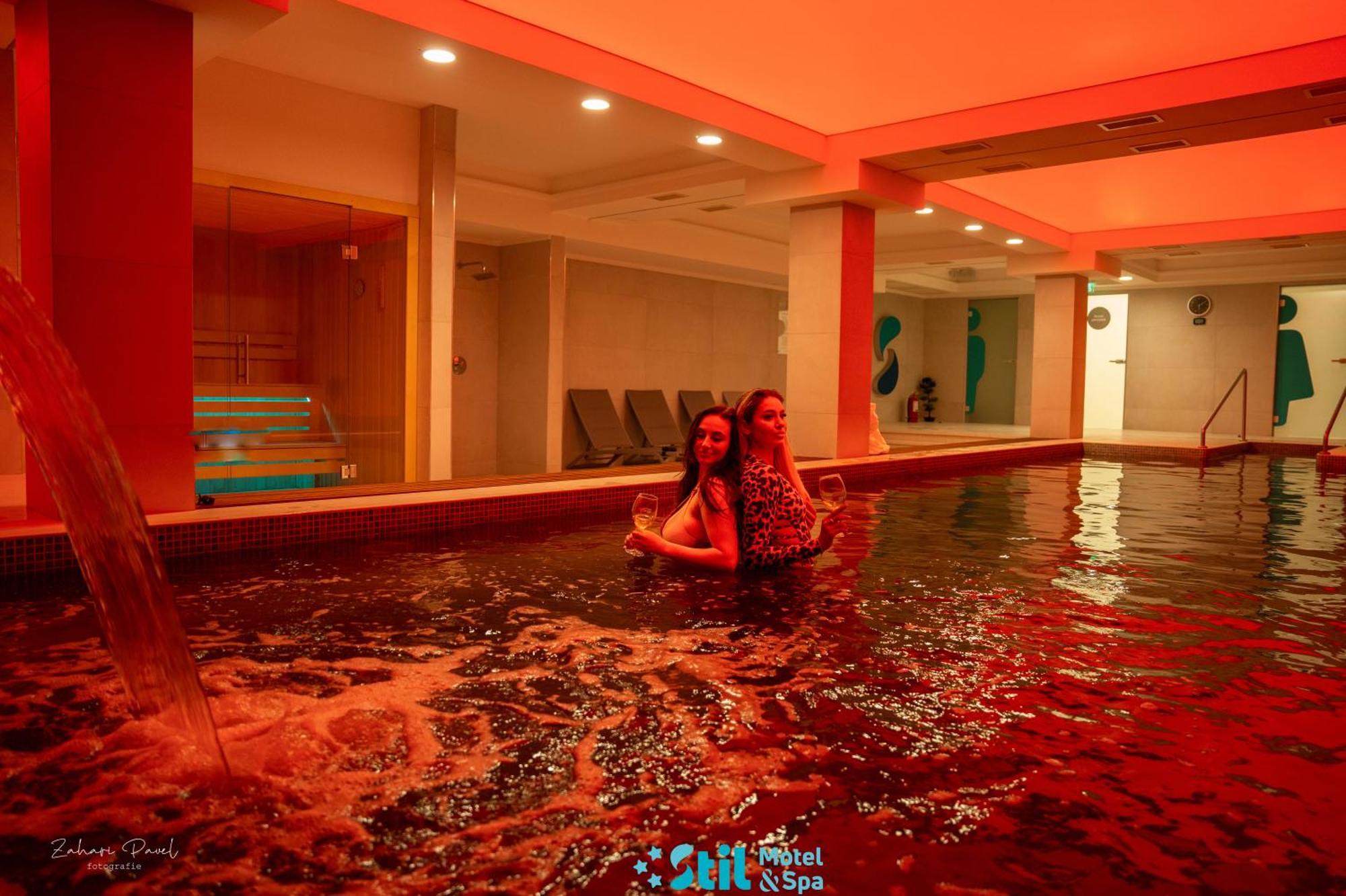Stil Motel & Spa Tasnad Εξωτερικό φωτογραφία