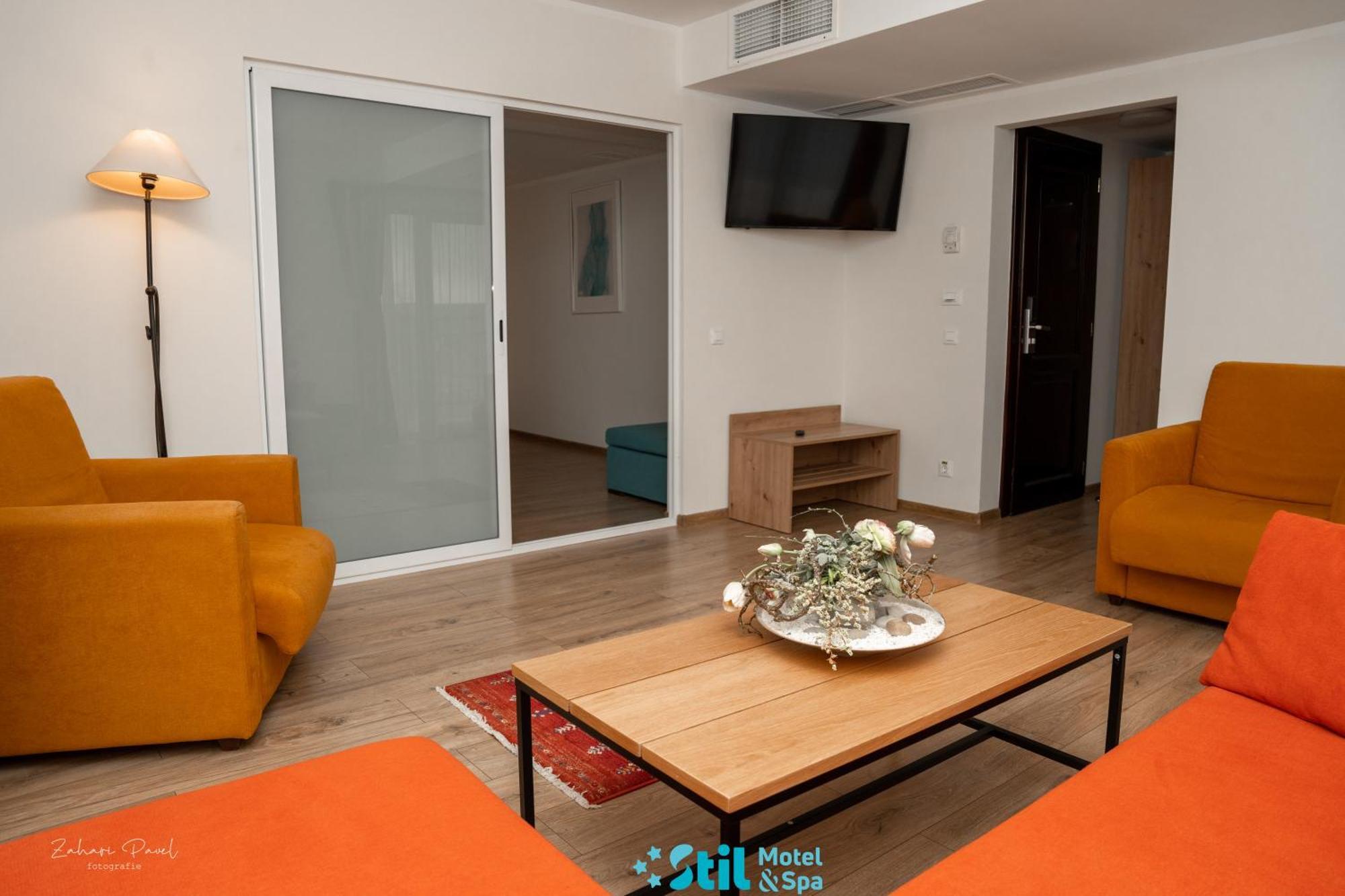 Stil Motel & Spa Tasnad Εξωτερικό φωτογραφία