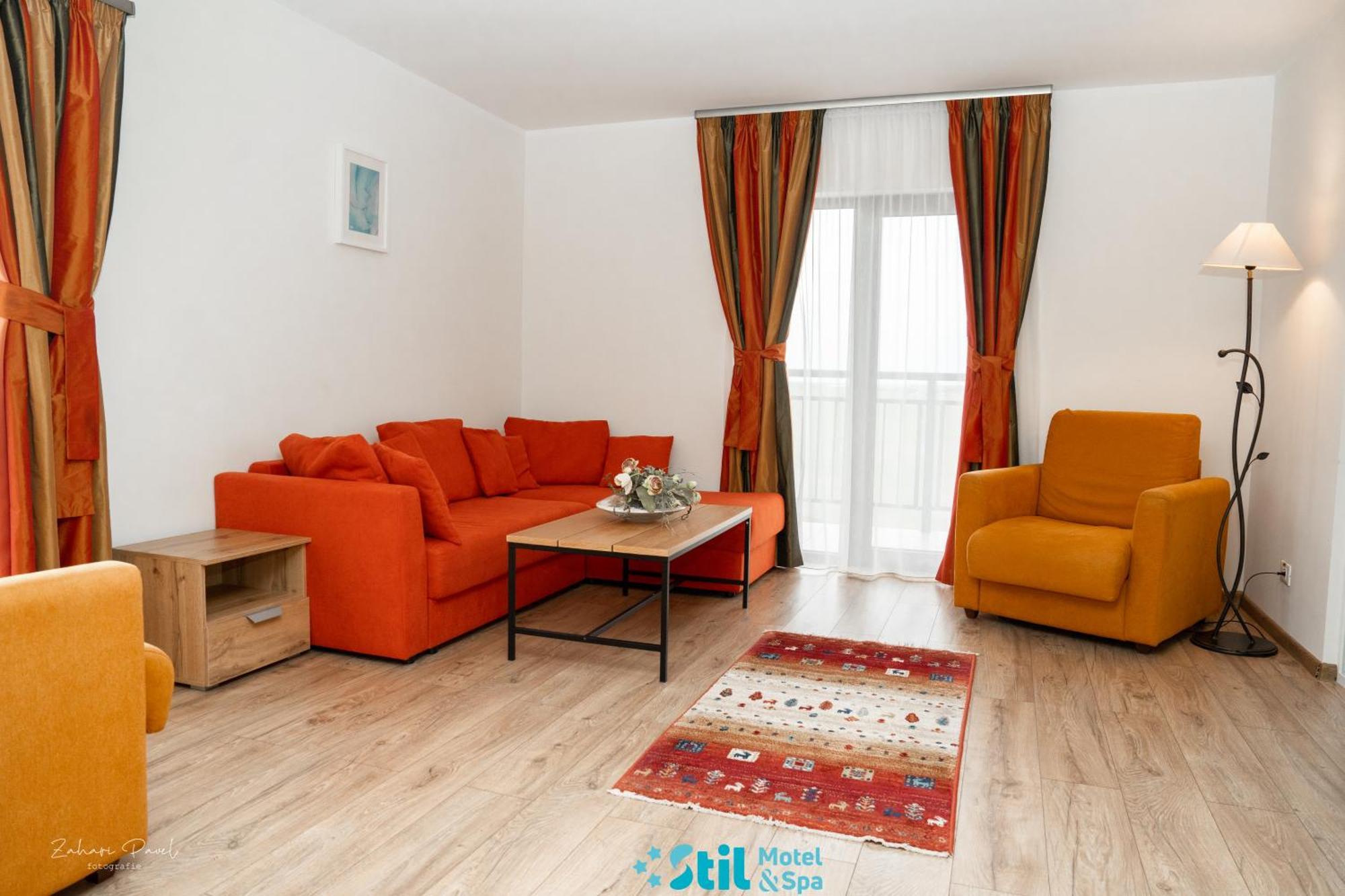 Stil Motel & Spa Tasnad Εξωτερικό φωτογραφία