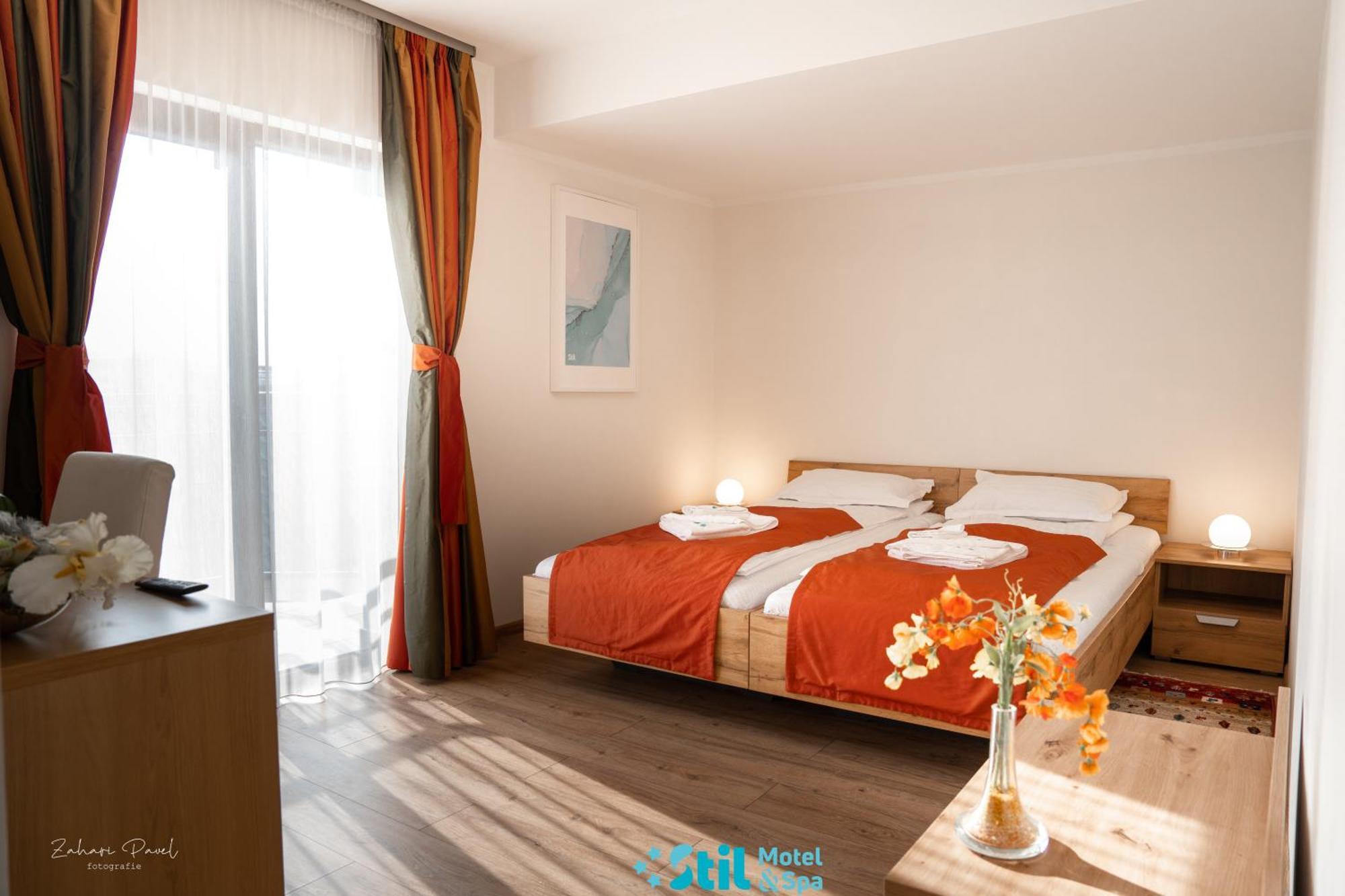 Stil Motel & Spa Tasnad Εξωτερικό φωτογραφία